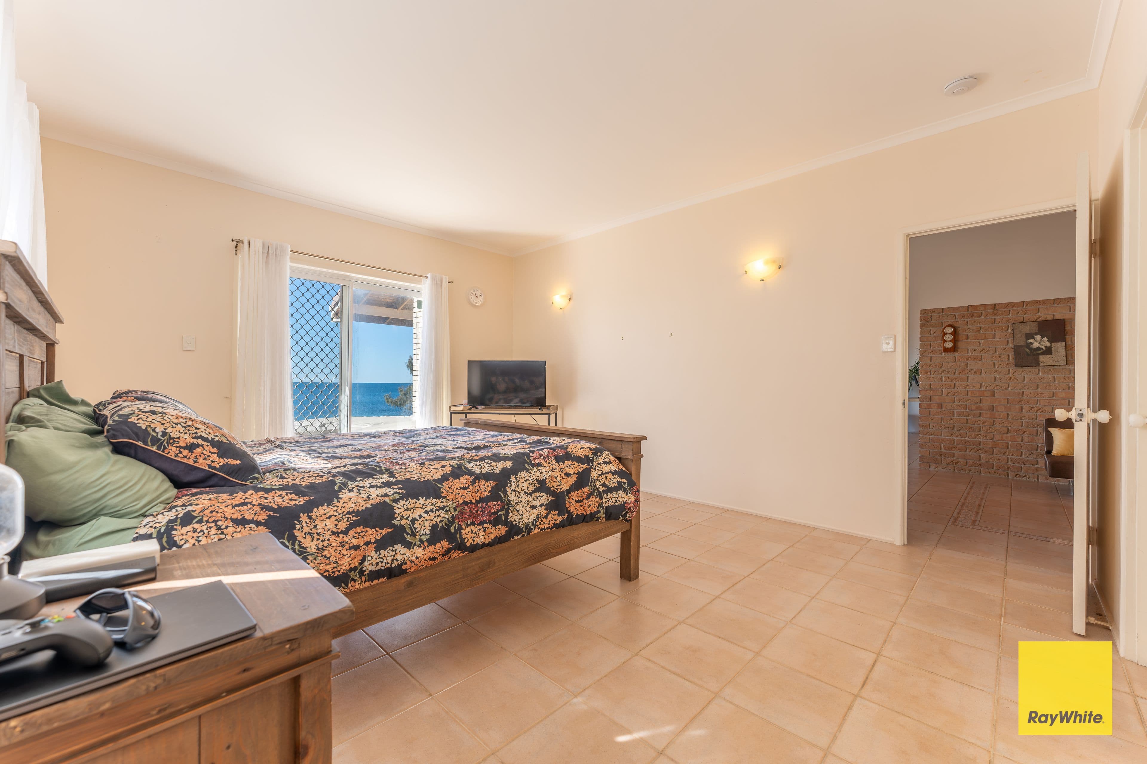 48 Barolin Esplanade, Coral Cove QLD 4670, Coral Cove - Thumbnail 6
