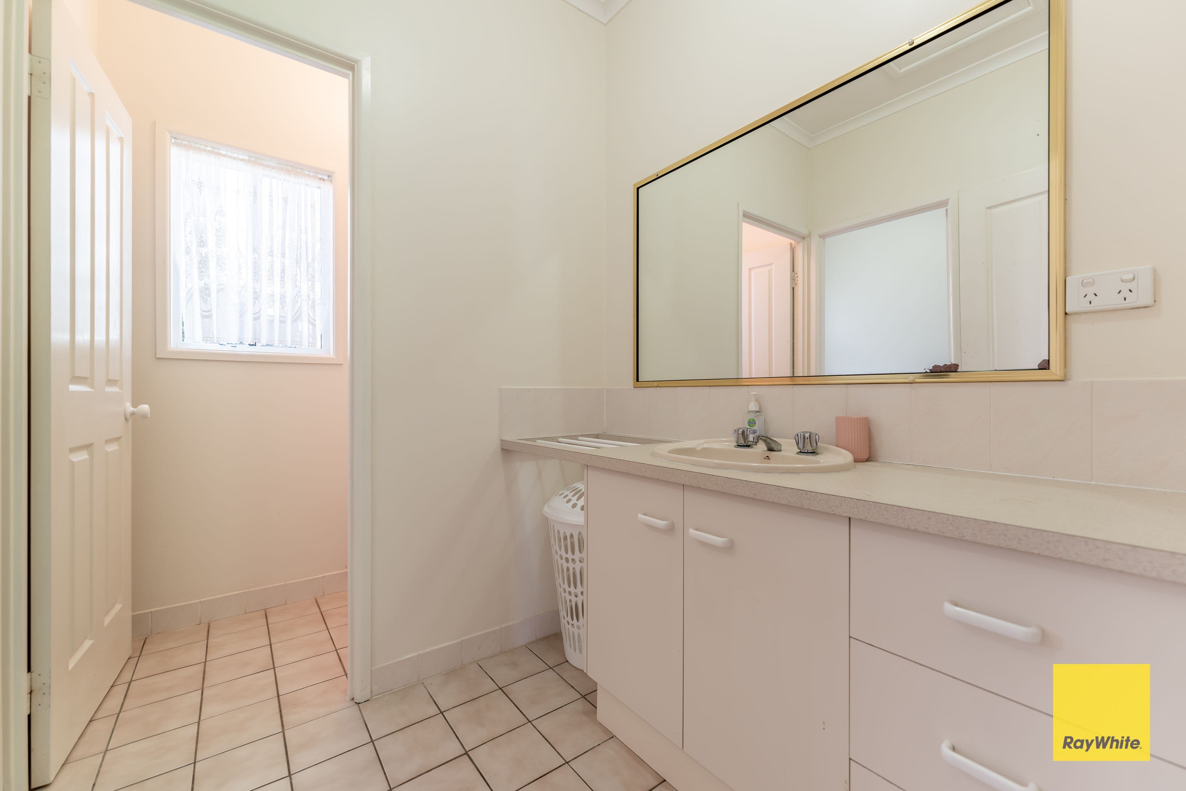 48 Barolin Esplanade, Coral Cove QLD 4670, Coral Cove - Thumbnail 8
