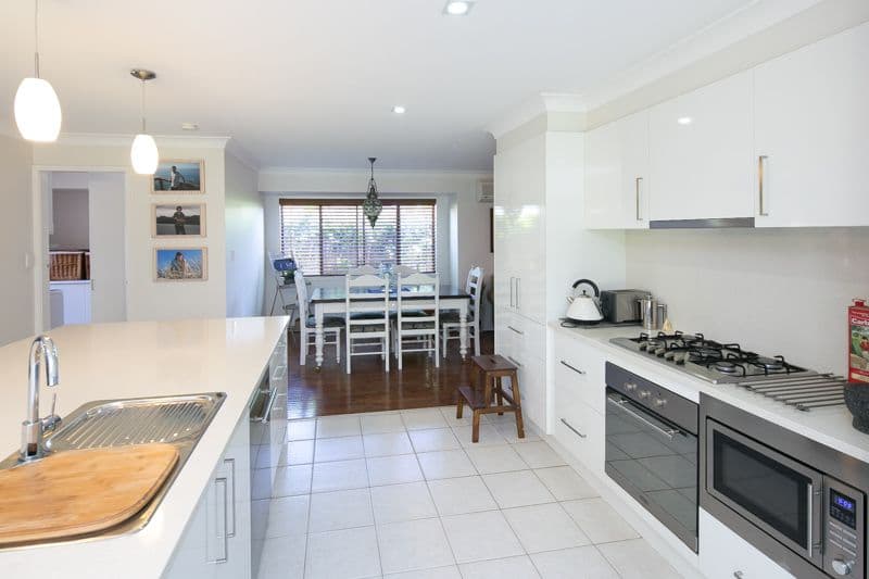 4 Kagi Court, Runaway Bay QLD 4216, Runaway Bay - Thumbnail 6
