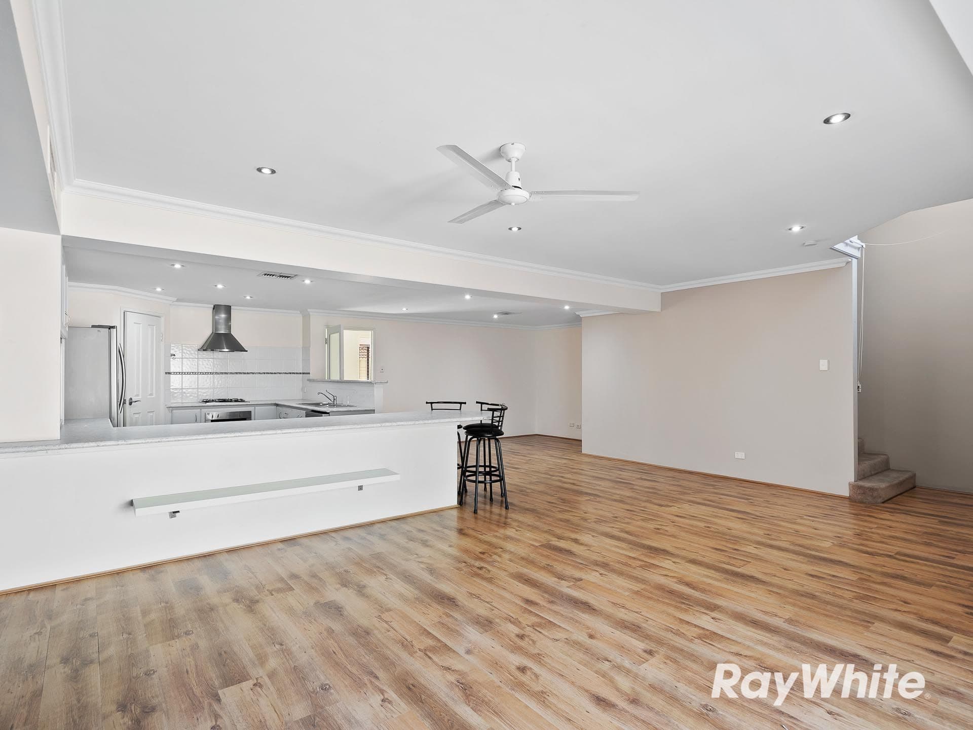11 Stevenson Street, Dudley Park WA 6210, Dudley Park - Thumbnail 4