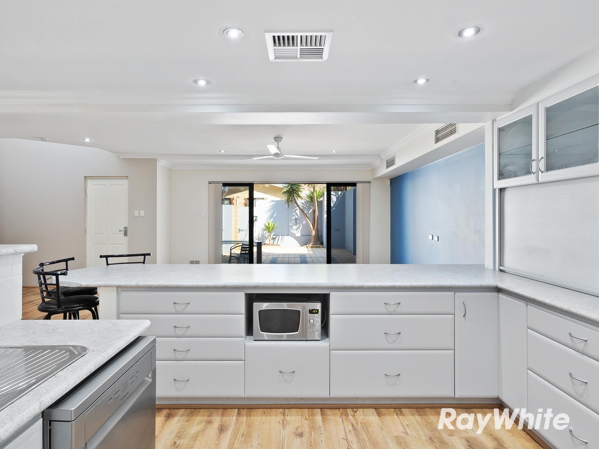 11 Stevenson Street, Dudley Park WA 6210, Dudley Park - Thumbnail 7