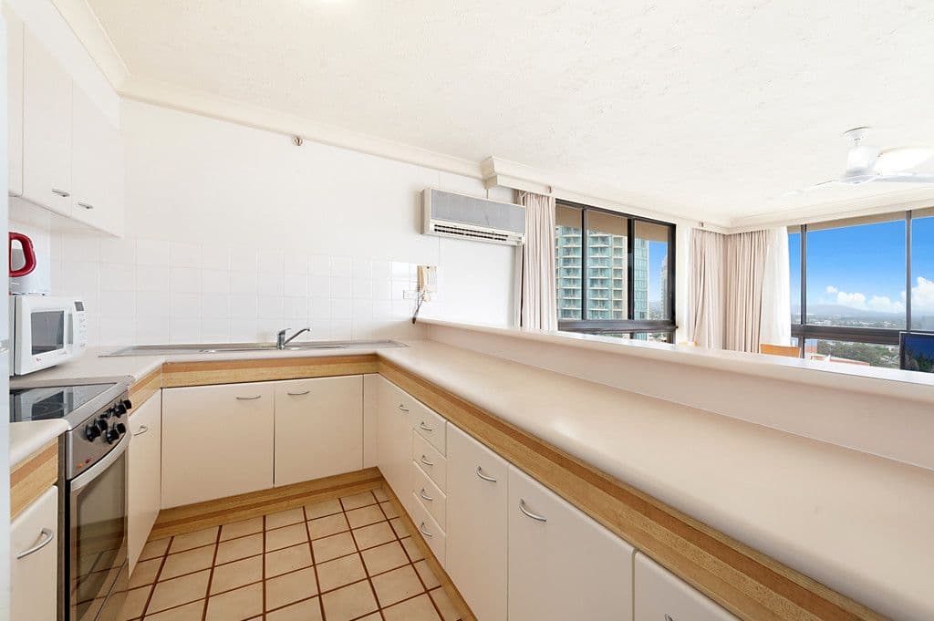 18 Hanlan Street, Surfers Paradise QLD 4217, Surfers Paradise - Thumbnail 6