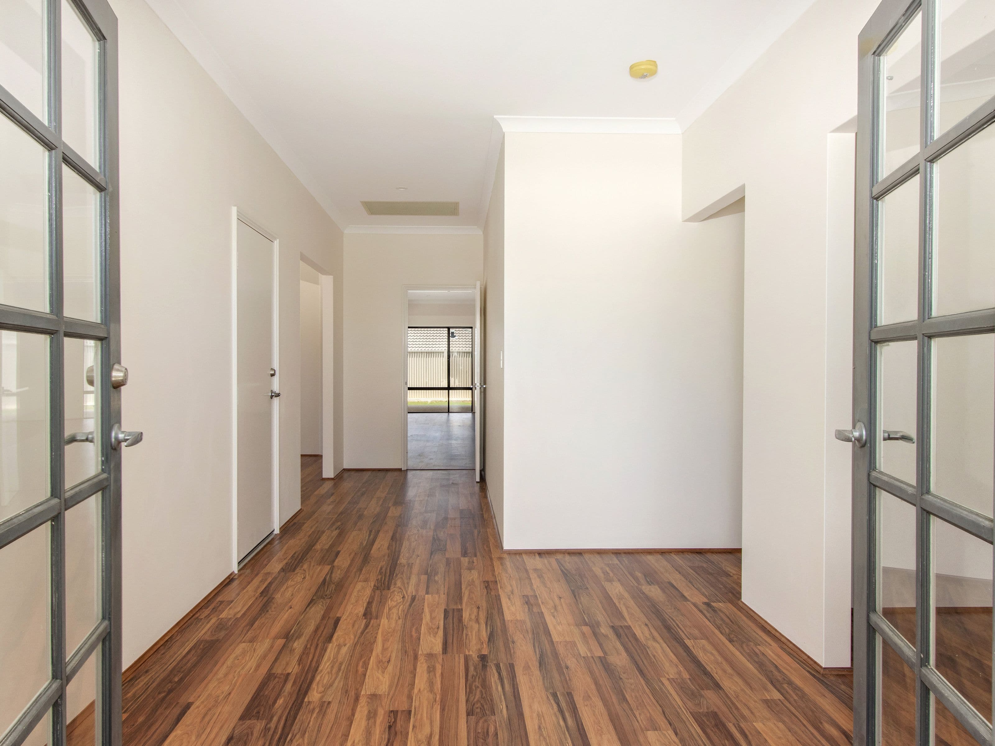 6 Trivalve Road, Baldivis WA 6171, Baldivis - Thumbnail 2