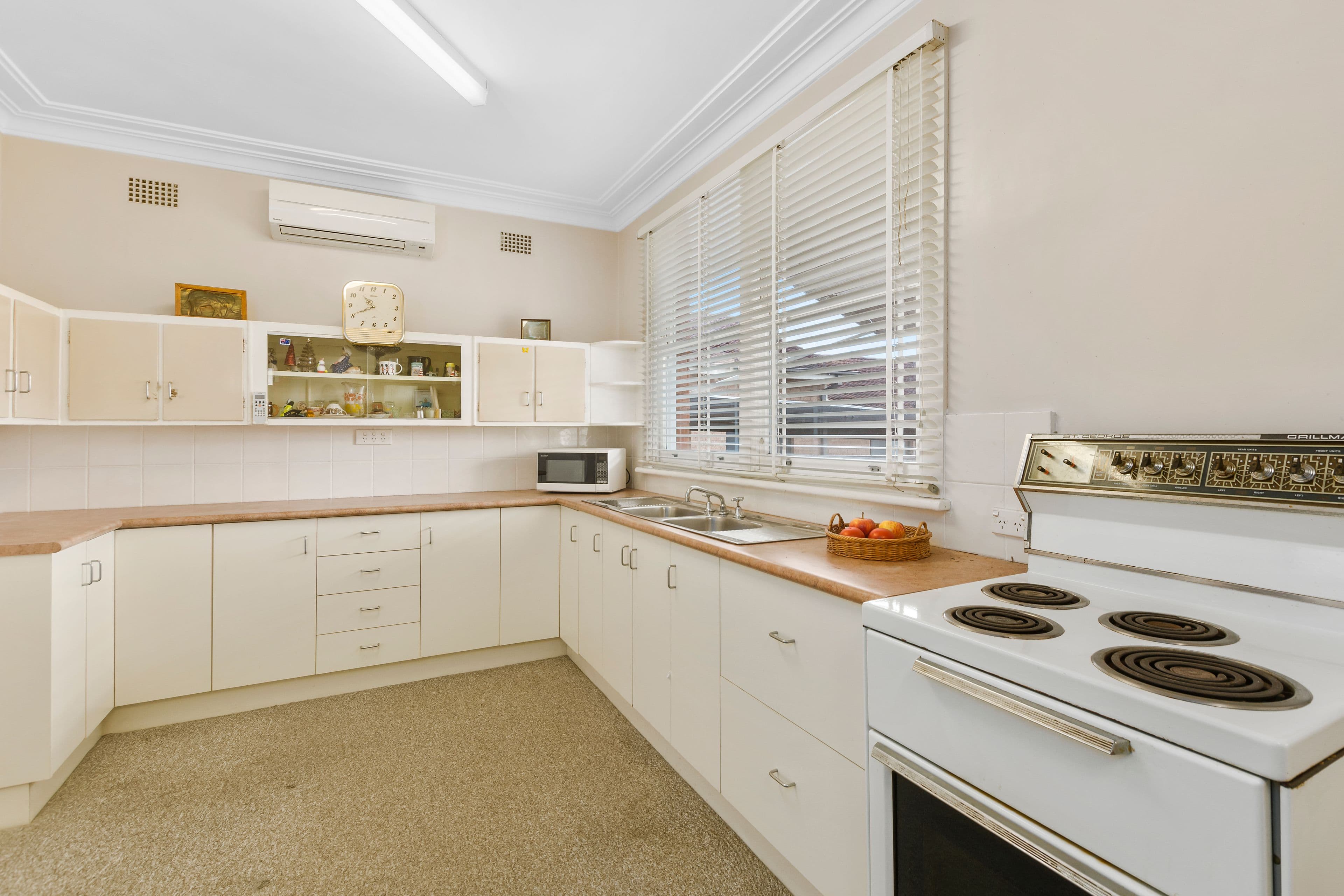 9 Chenhalls Street, Woonona - Thumbnail 2