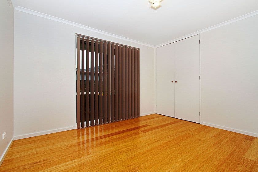10 Holroyd Drive, EPPING VIC 3076, Epping - Thumbnail 8