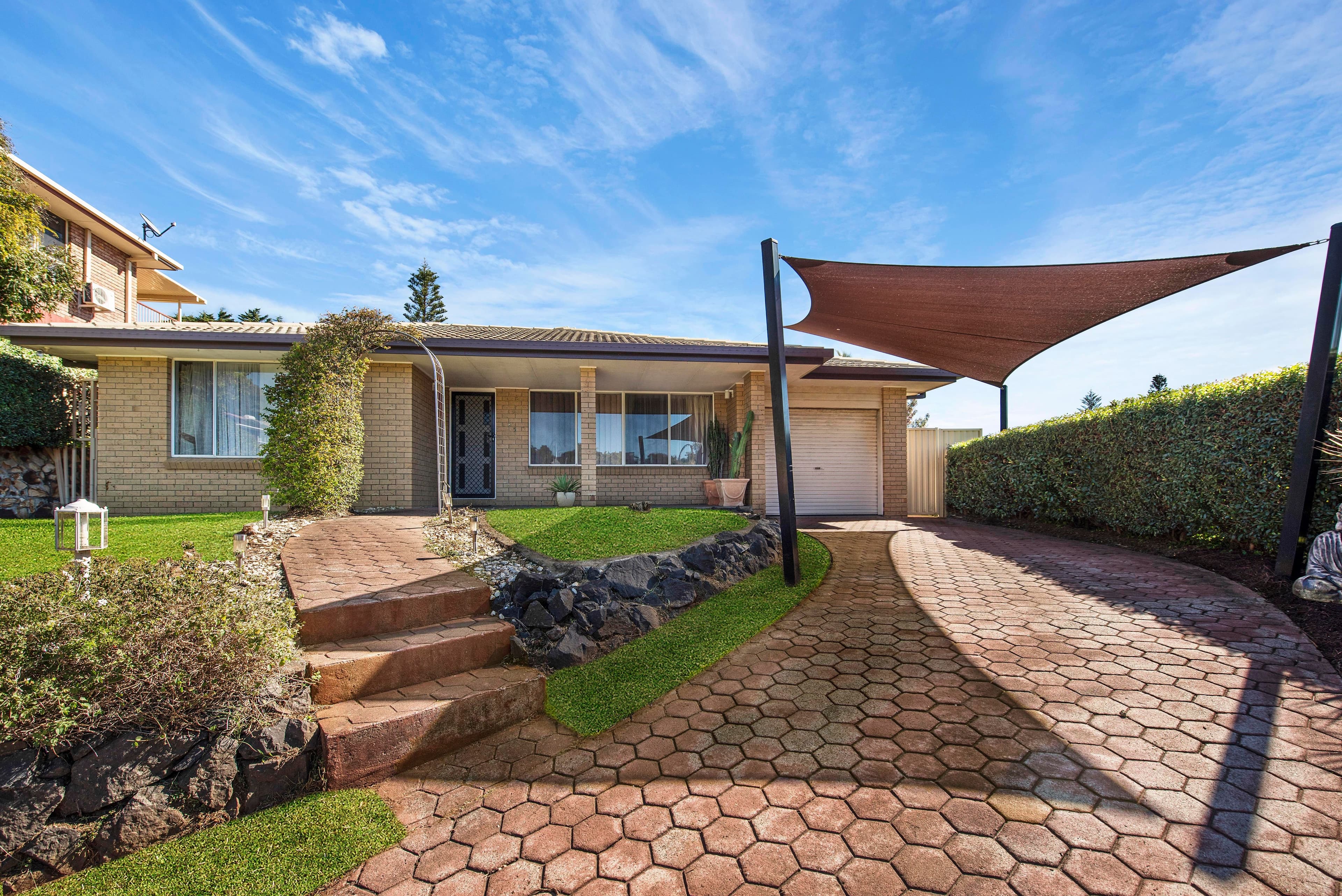 85 Cominan Avenue, Banora Point - Thumbnail 2