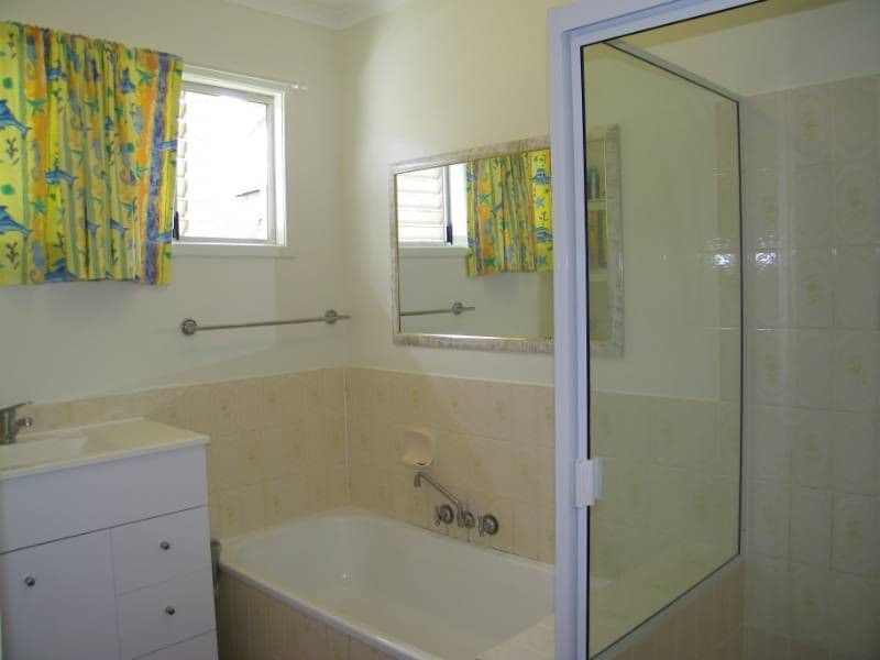 21 Satinay Street, GLADSTONE QLD 4680, Gladstone - Thumbnail 6
