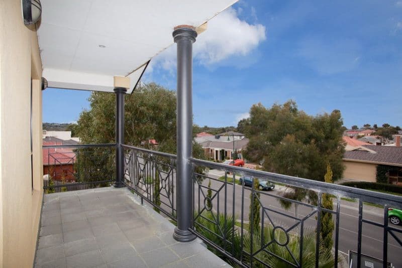 12 Stagecoach Boulevard, SOUTH MORANG VIC 3752, South Morang - Thumbnail 3
