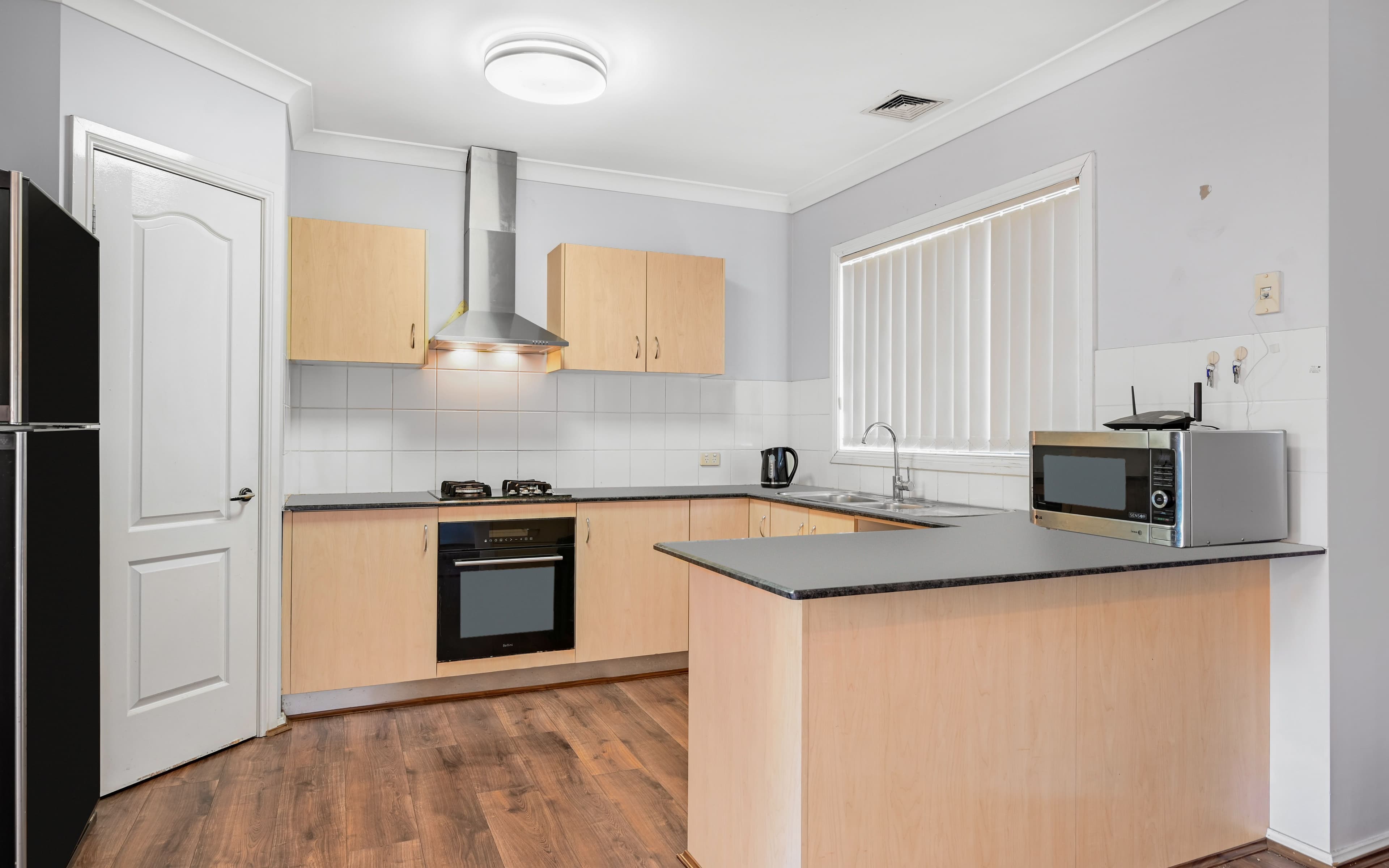 1 Foxgrove Avenue, Casula NSW 2170, Casula - Thumbnail 5
