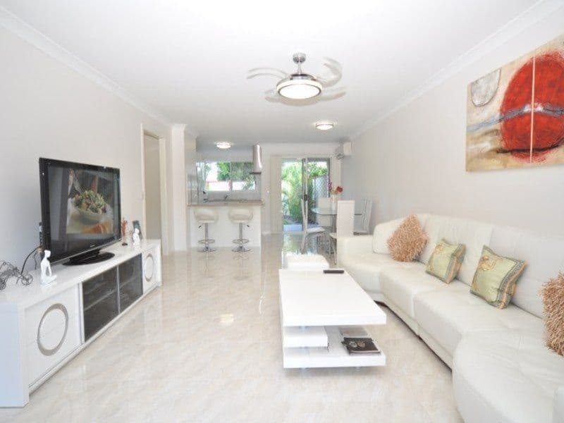 128 Benowa Road, SOUTHPORT QLD 4215, Southport - Image 1