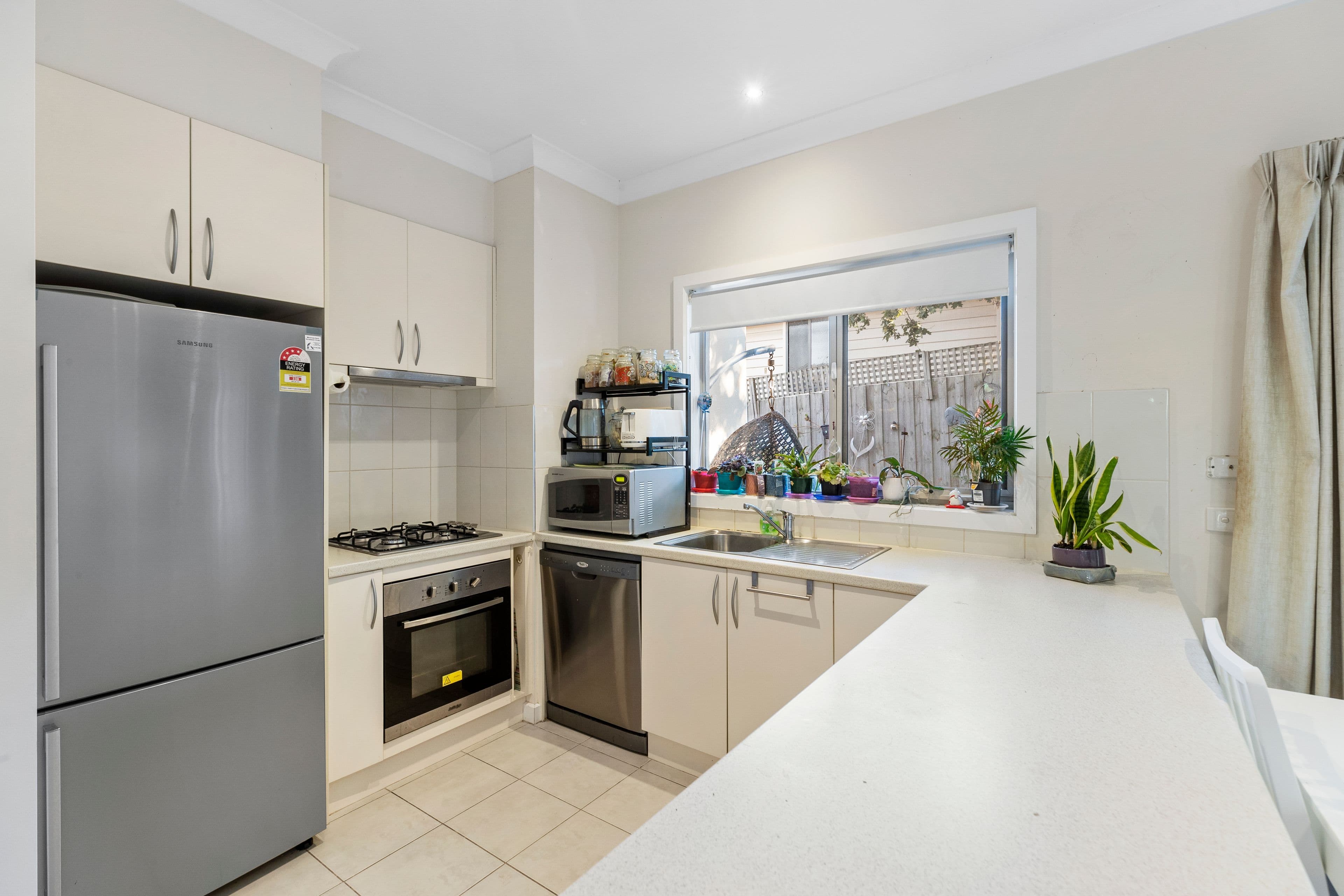 47 Commercial Road, Ferntree Gully VIC 3156, Ferntree Gully - Thumbnail 2