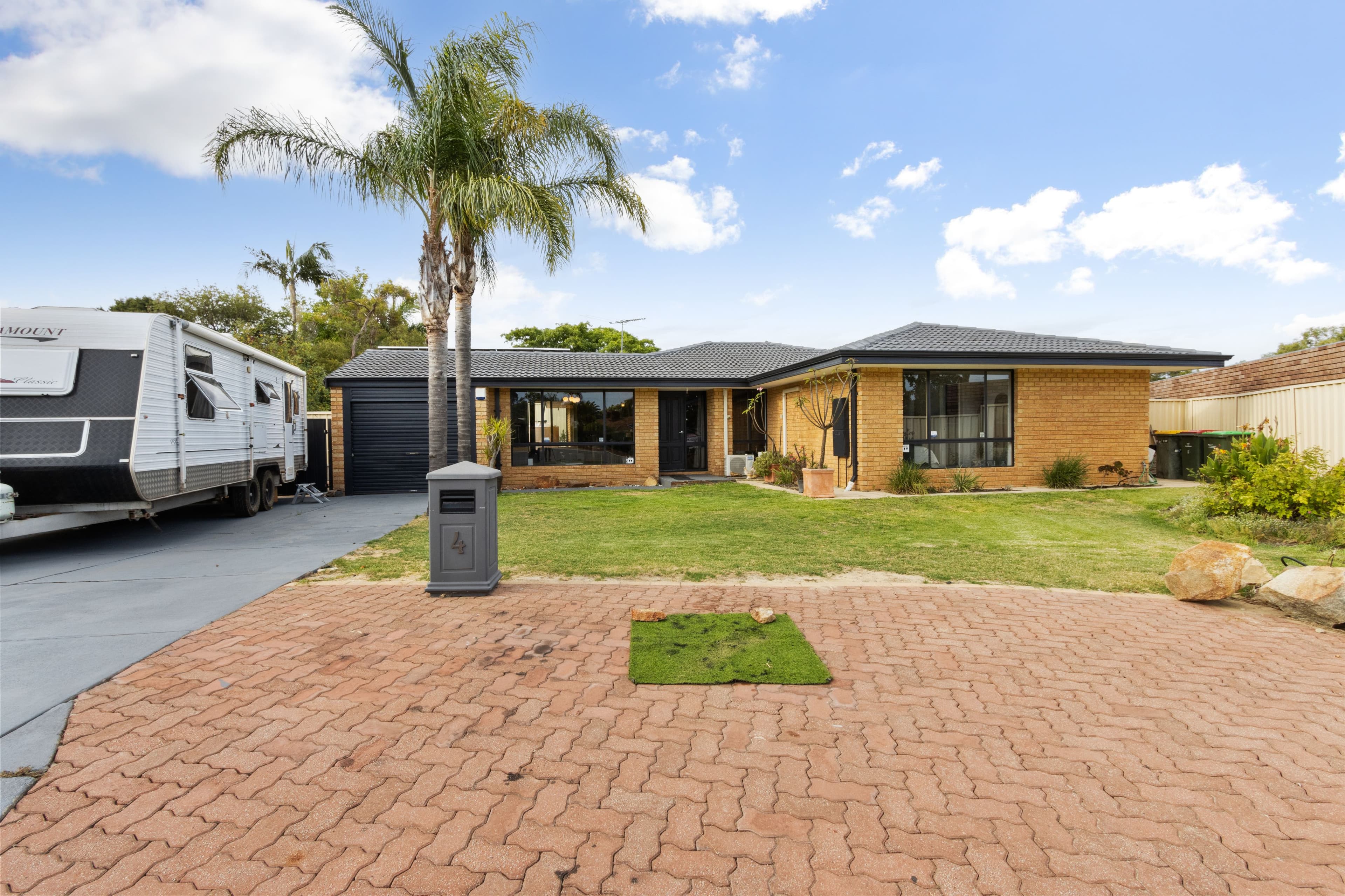 4 Altair Close, Alexander Heights WA 6064, Alexander Heights - Thumbnail 2