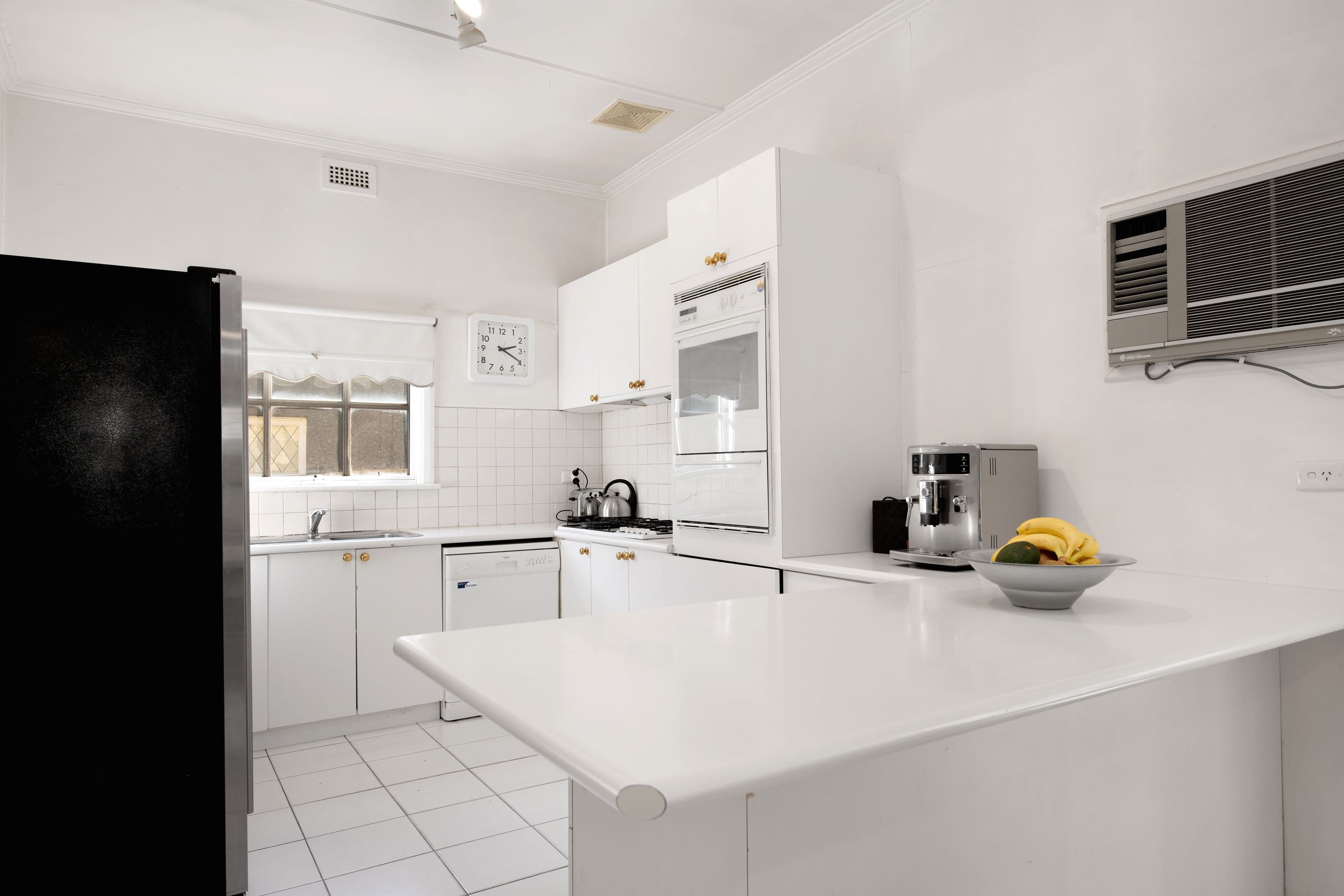8 Edgar Street, Reservoir VIC 3073, Reservoir - Thumbnail 3