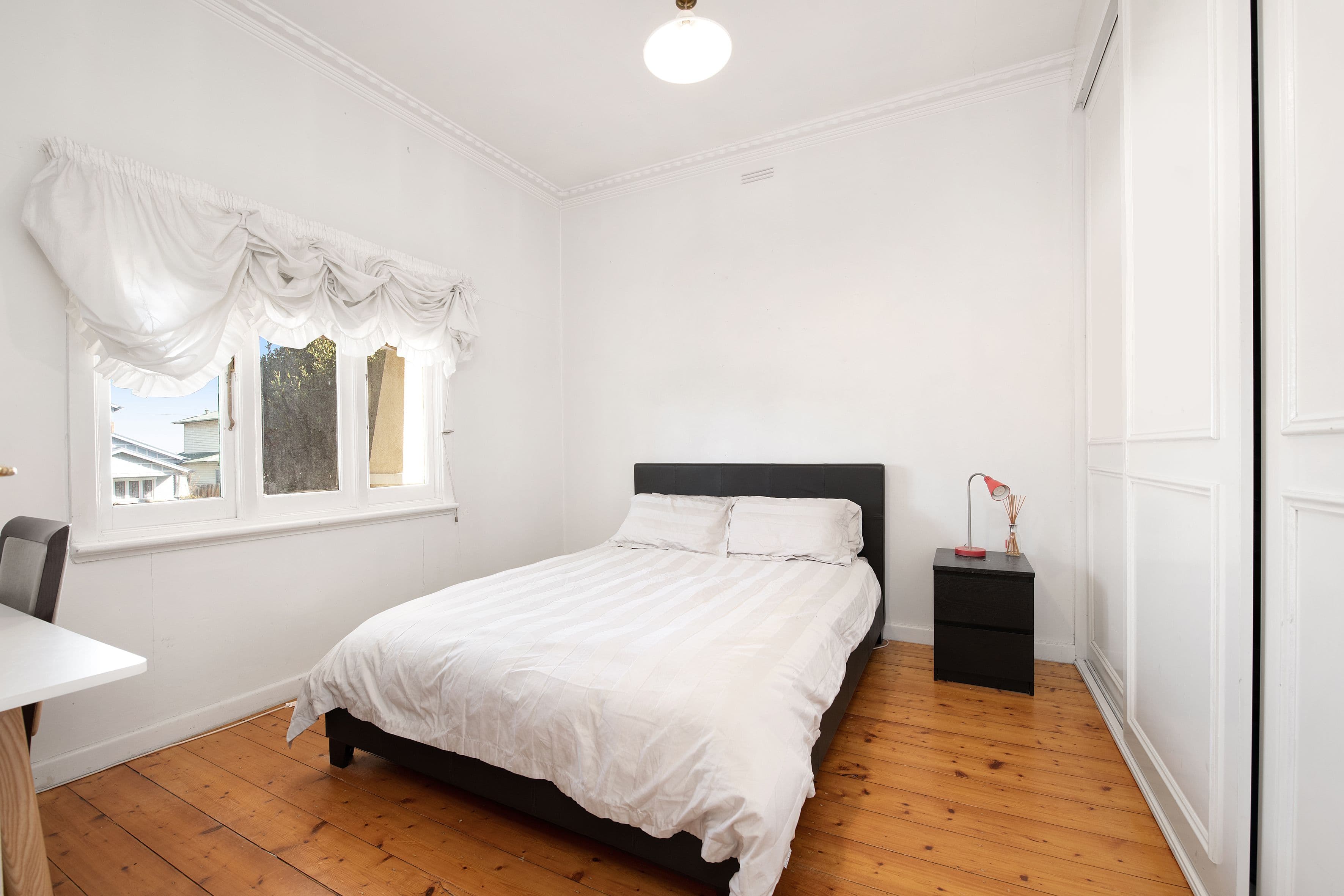 8 Edgar Street, Reservoir VIC 3073, Reservoir - Thumbnail 6