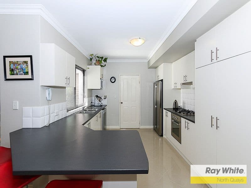16 Penelope Place, Innaloo WA 6018, Innaloo - Thumbnail 3