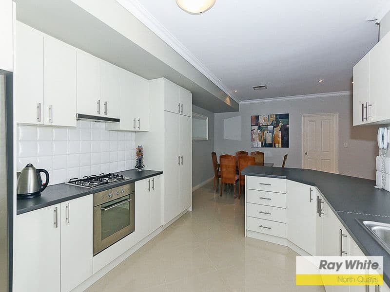 16 Penelope Place, Innaloo WA 6018, Innaloo - Thumbnail 4