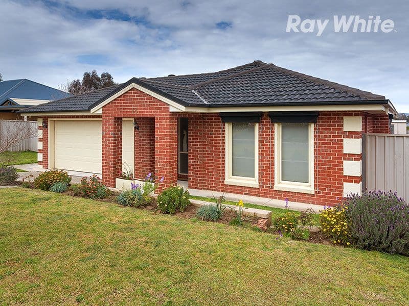 15 Dillagar Place, LAVINGTON NSW 2641, Lavington - Image 1