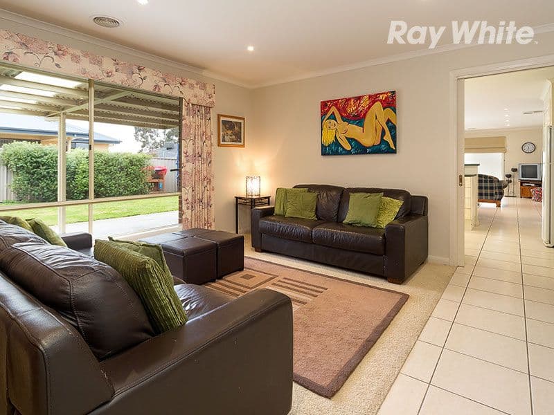 15 Dillagar Place, LAVINGTON NSW 2641, Lavington - Thumbnail 2