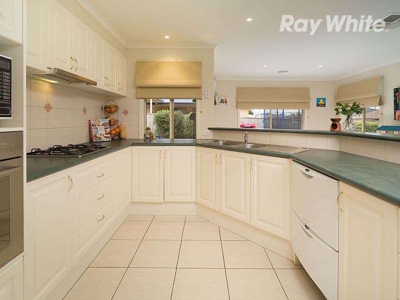 15 Dillagar Place, LAVINGTON NSW 2641, Lavington - Thumbnail 3