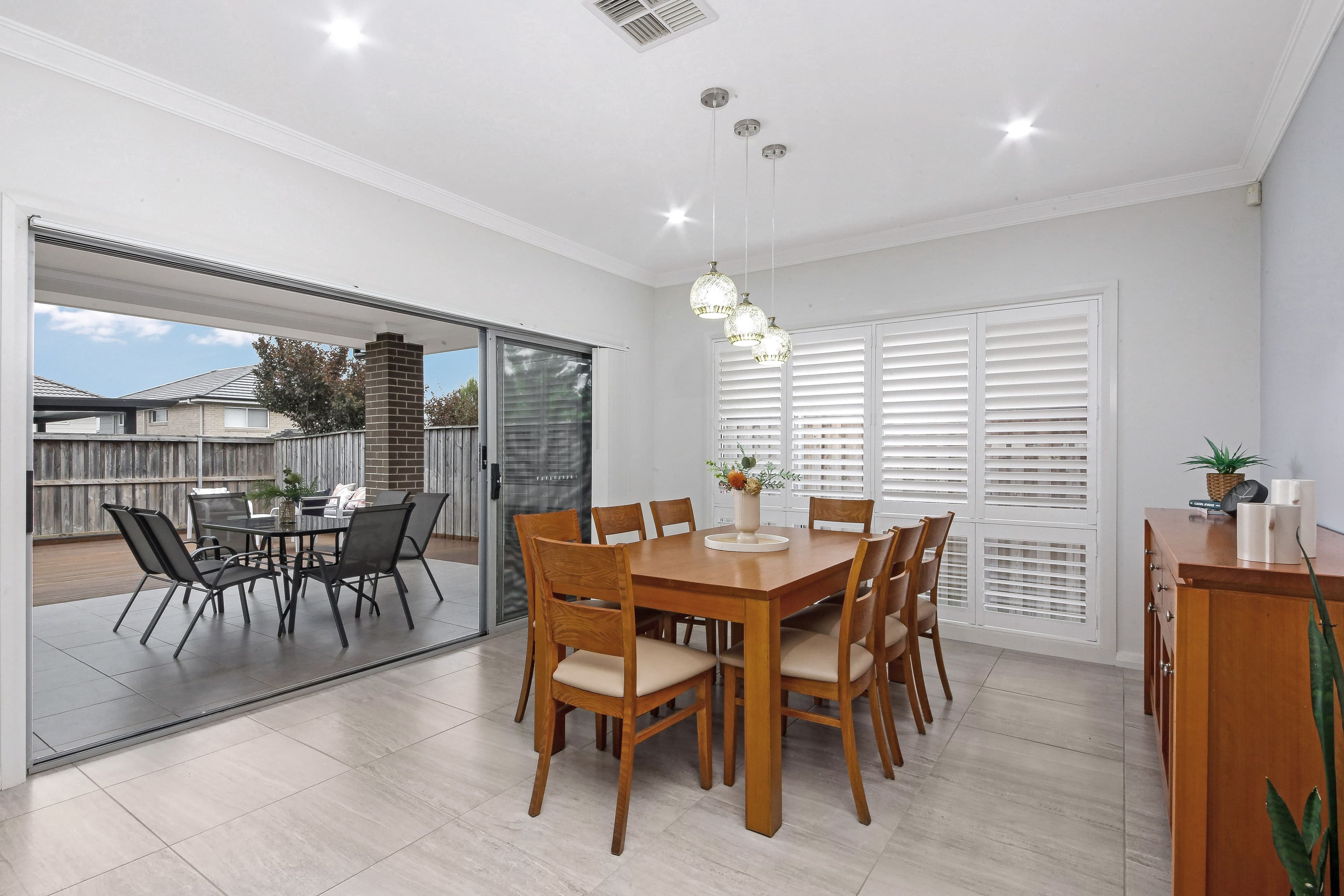 71 Rowe Drive, Potts Hill NSW 2143, Potts Hill - Thumbnail 4