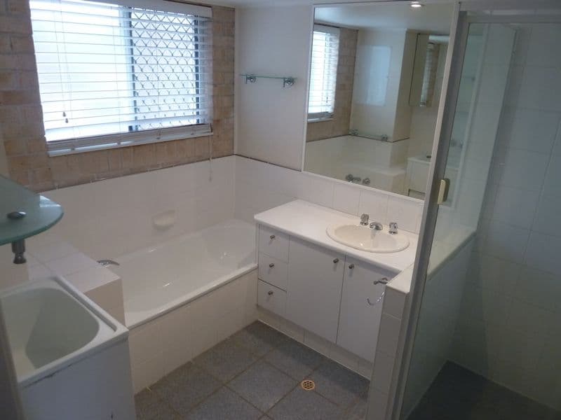 8 Smith Street, MOOLOOLABA QLD 4557, Mooloolaba - Thumbnail 6