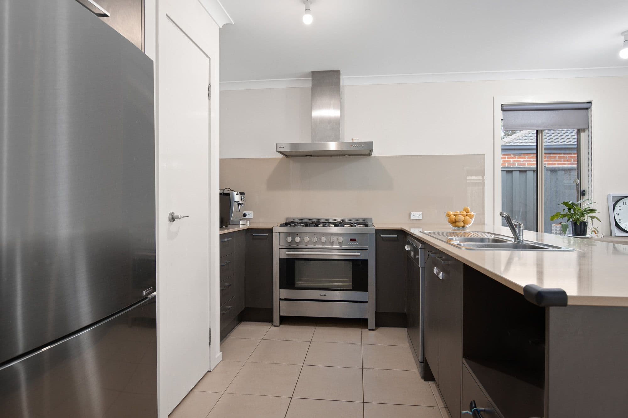 81 Princes Highway, Werribee VIC 3030, Werribee - Thumbnail 3