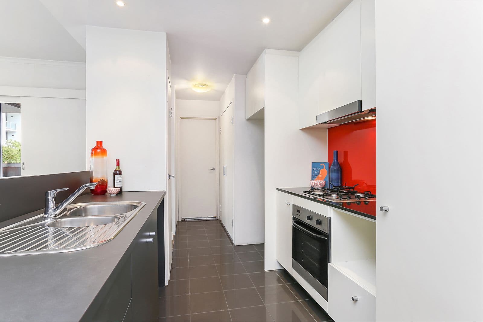 11 Grandstand Parade, Zetland NSW 2017, Zetland - Thumbnail 2
