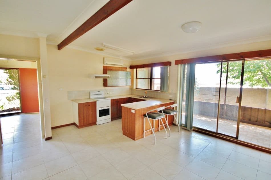 7 Cherry Court, YOUNG NSW 2594, Young - Thumbnail 2