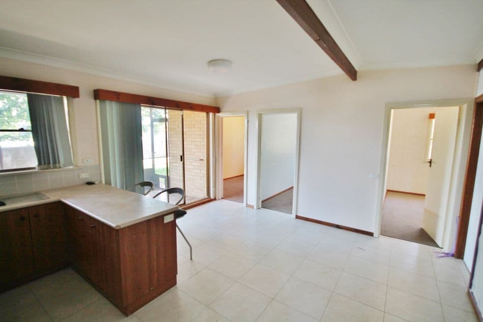 7 Cherry Court, YOUNG NSW 2594, Young - Thumbnail 6