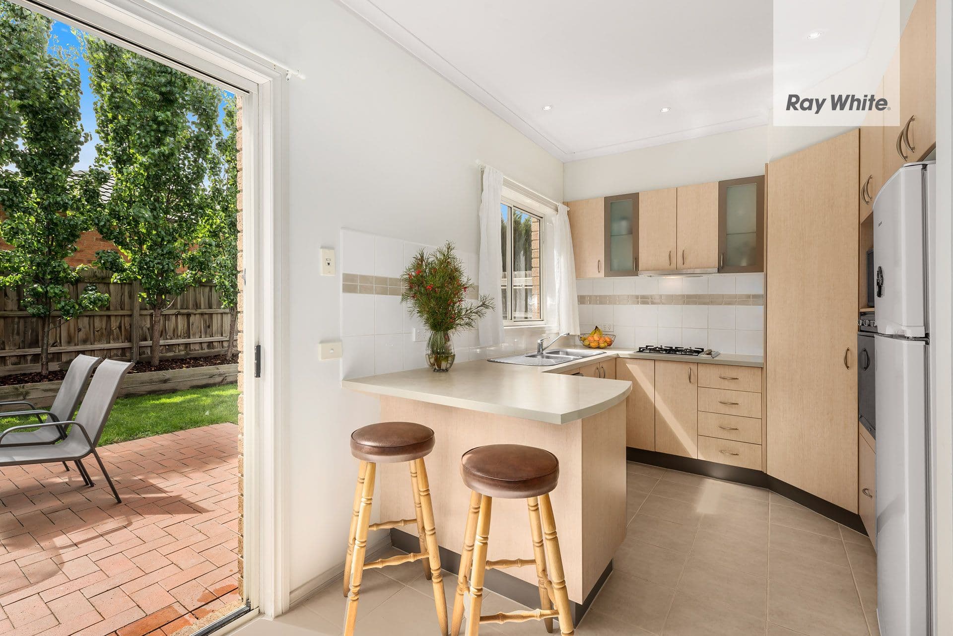 4 Hummingbird Place, South Morang VIC 3752, South Morang - Thumbnail 3