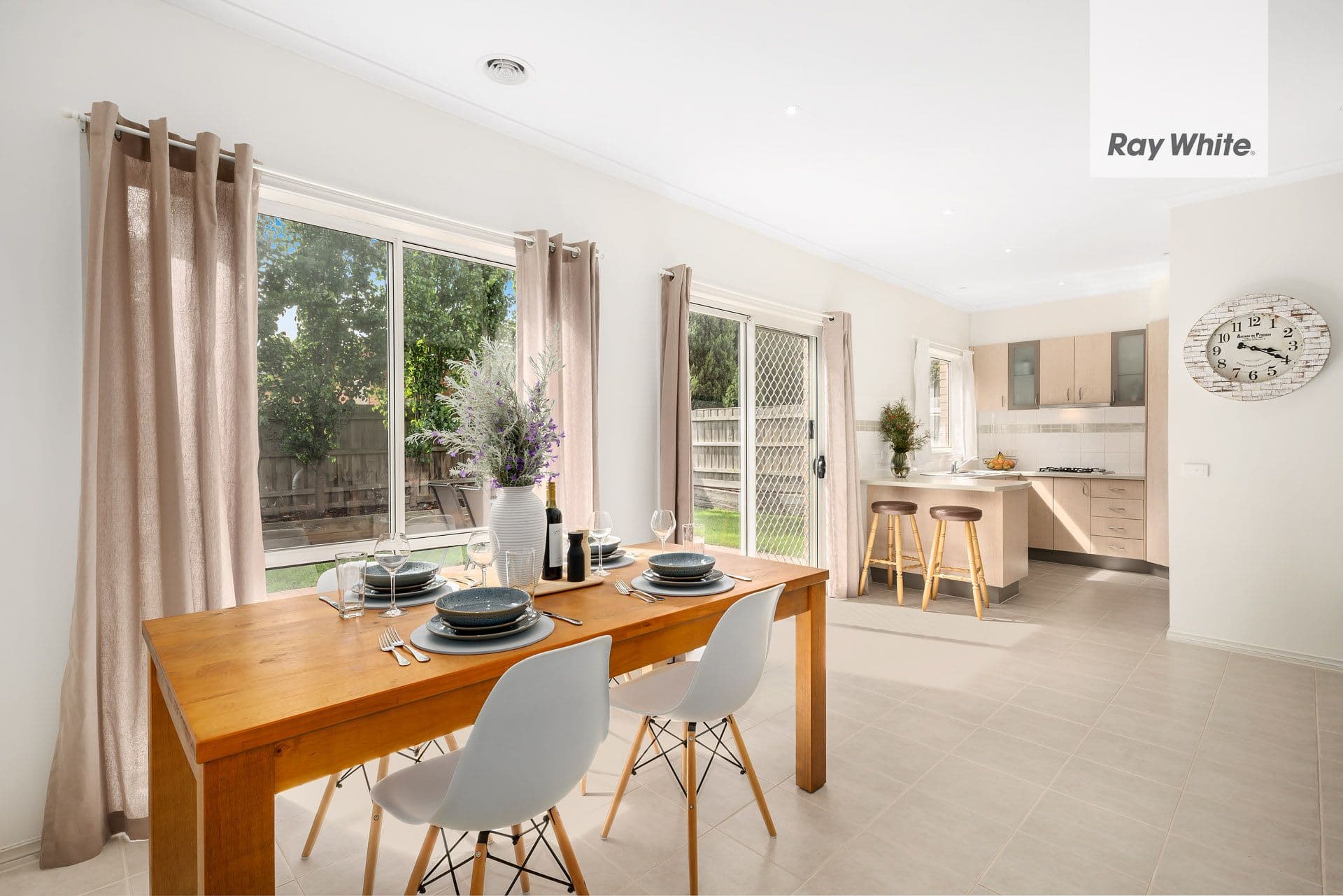 4 Hummingbird Place, South Morang VIC 3752, South Morang - Thumbnail 4