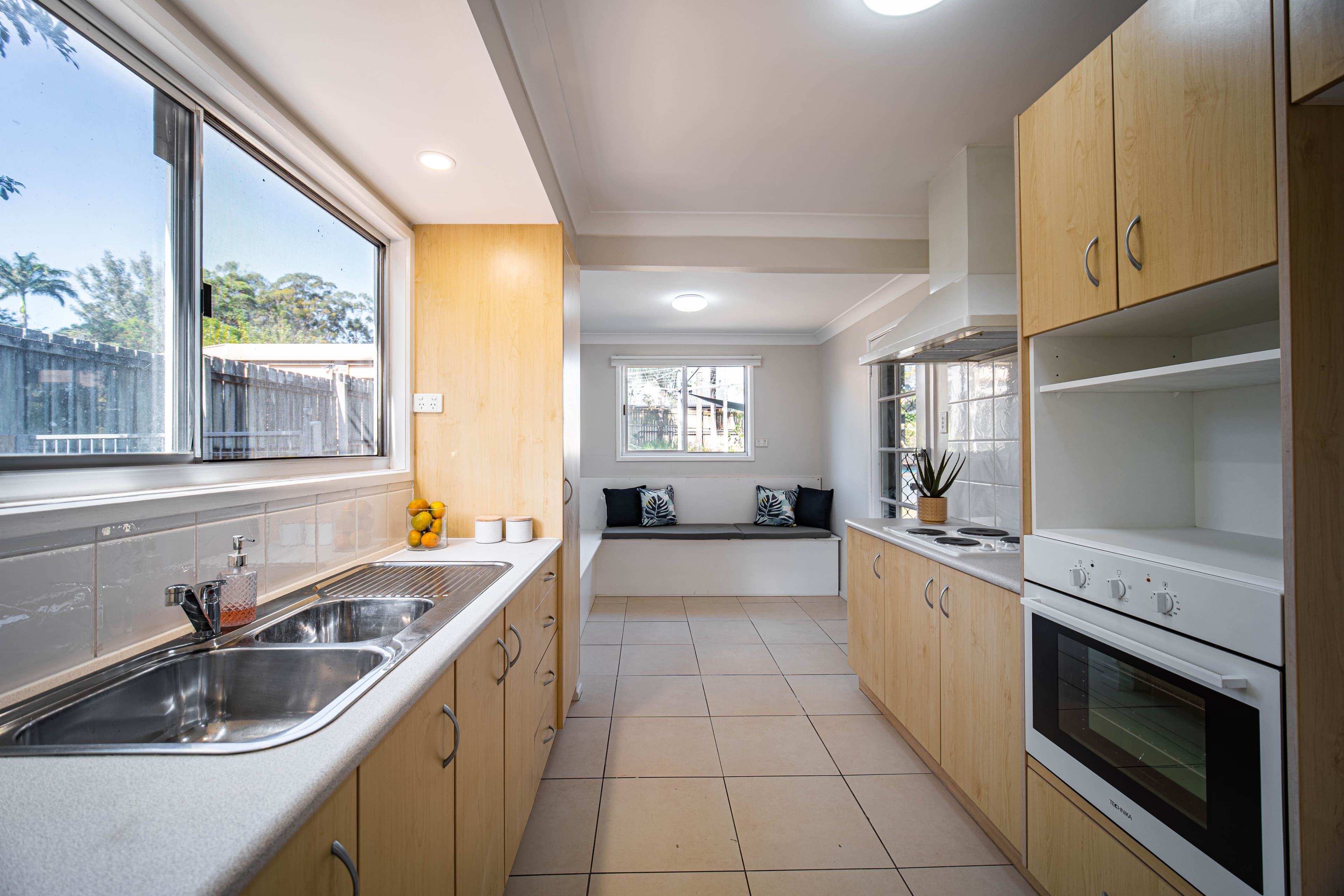 13 Caloola Drive, Springwood QLD 4127, Springwood - Thumbnail 3