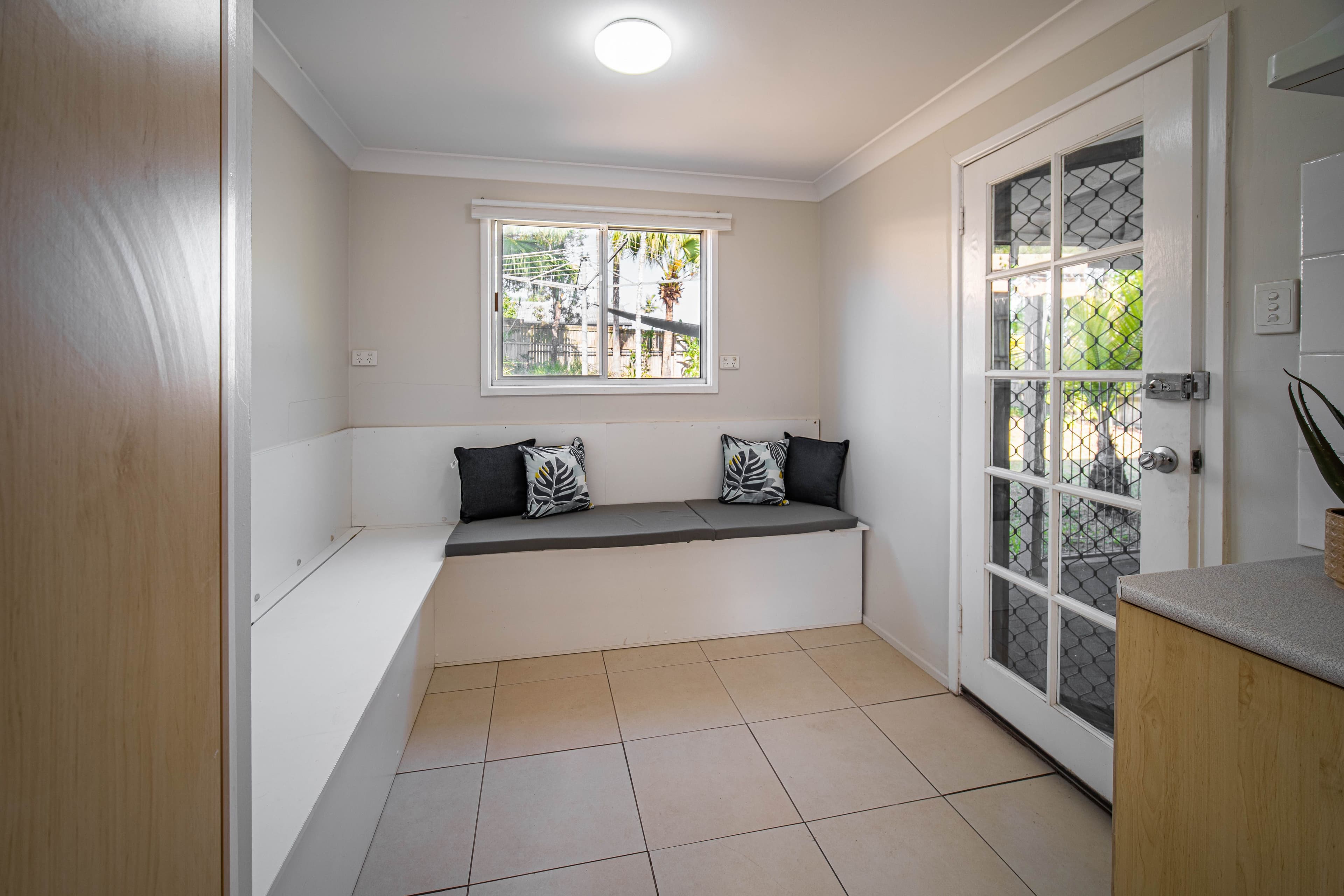 13 Caloola Drive, Springwood QLD 4127, Springwood - Thumbnail 5