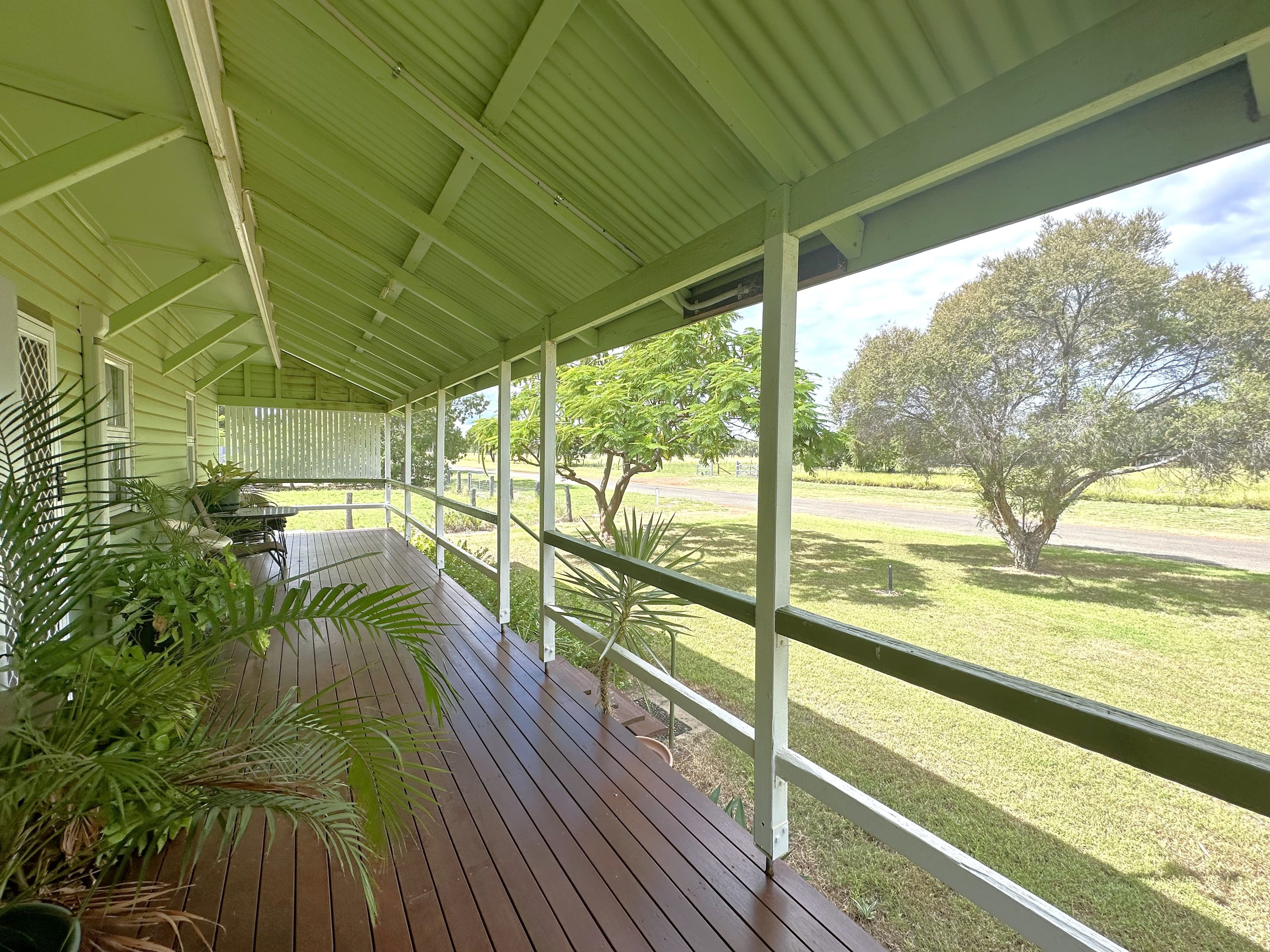 102 Bauhinia Street, Barcaldine QLD 4725, Barcaldine - Thumbnail 2