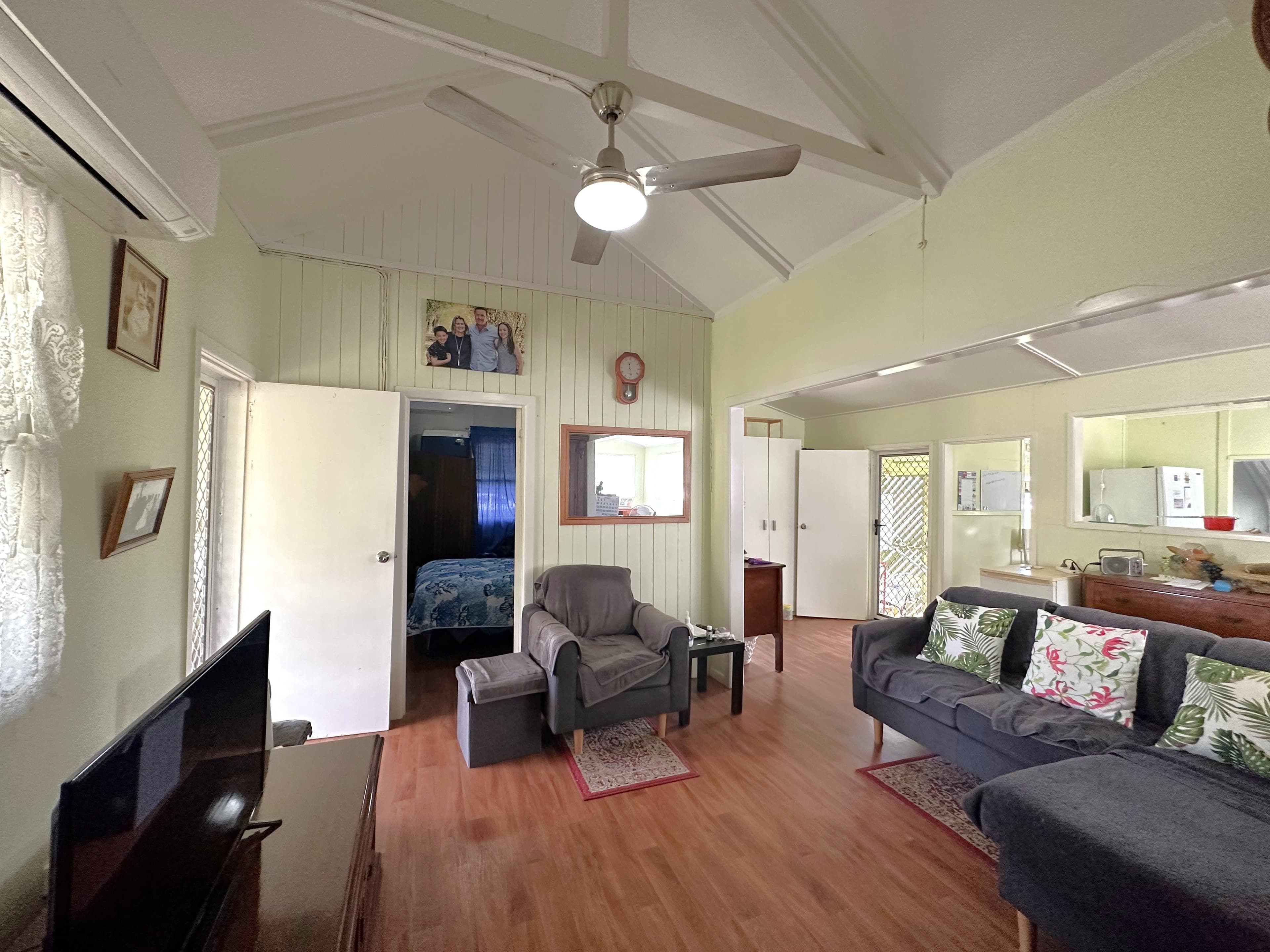 102 Bauhinia Street, Barcaldine QLD 4725, Barcaldine - Thumbnail 4