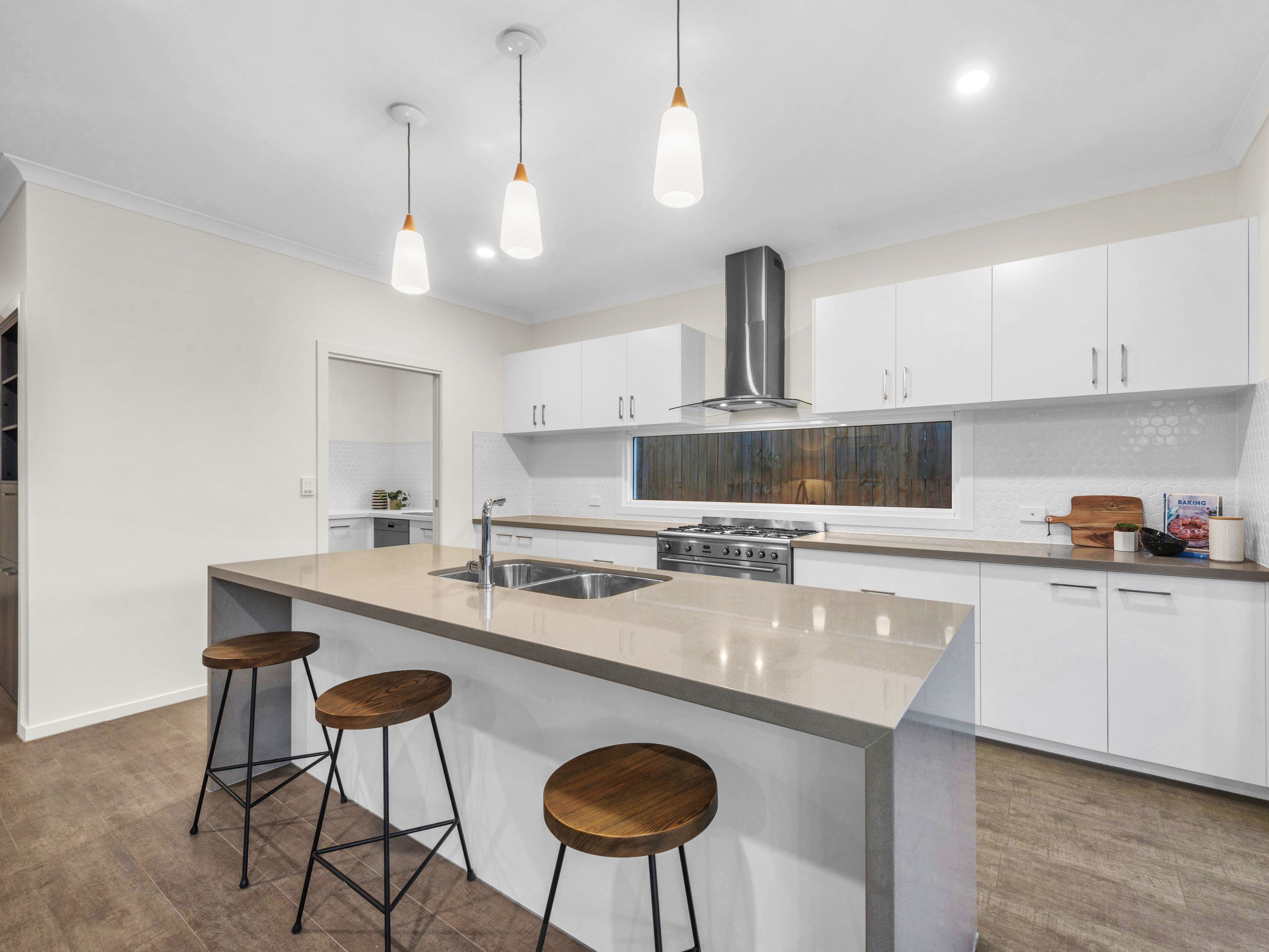 89 Erica Street, Cannon Hill QLD 4170, Cannon Hill - Thumbnail 4