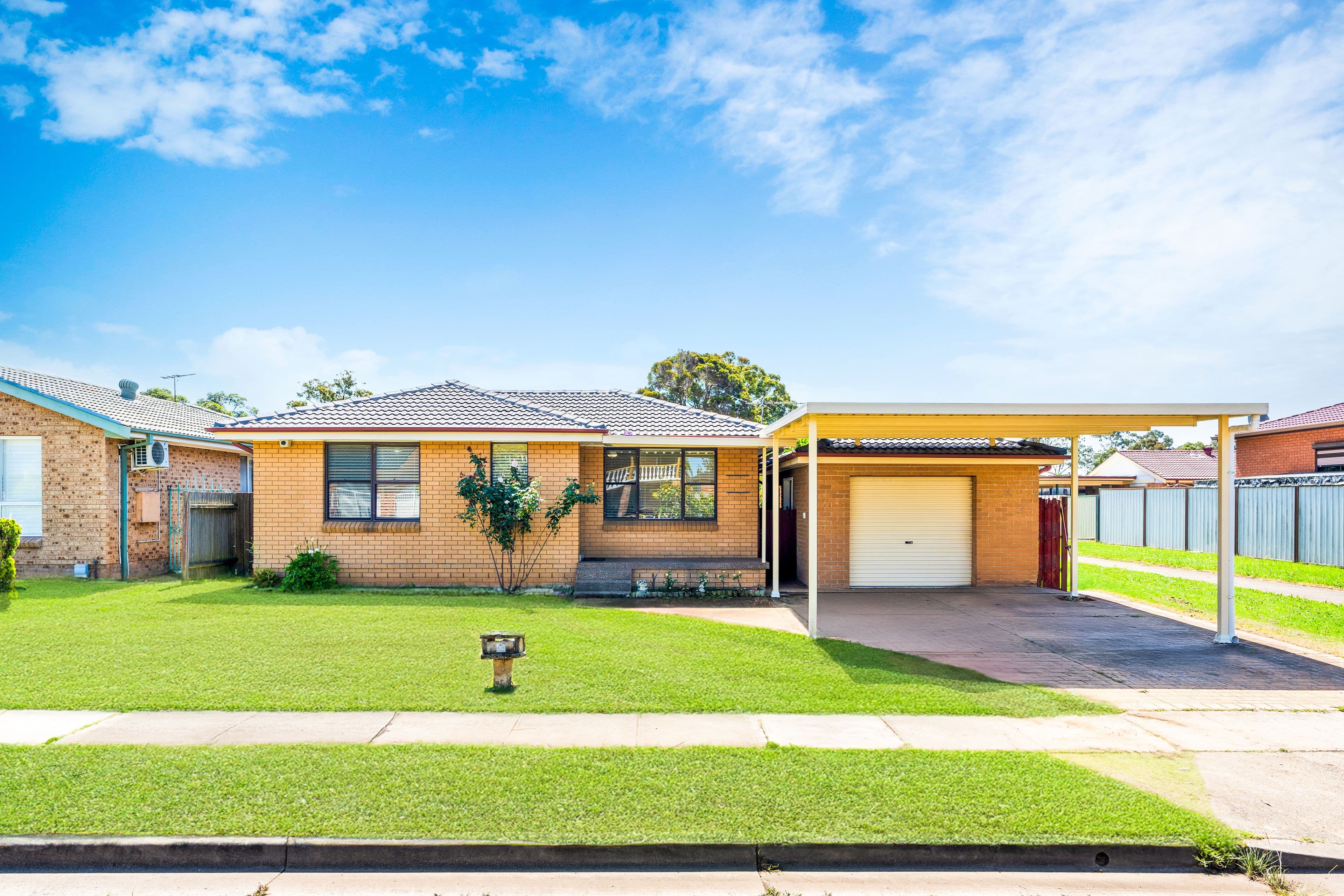 29 Hawthorn Street, St Johns Park NSW 2176, St Johns Park - Image 1