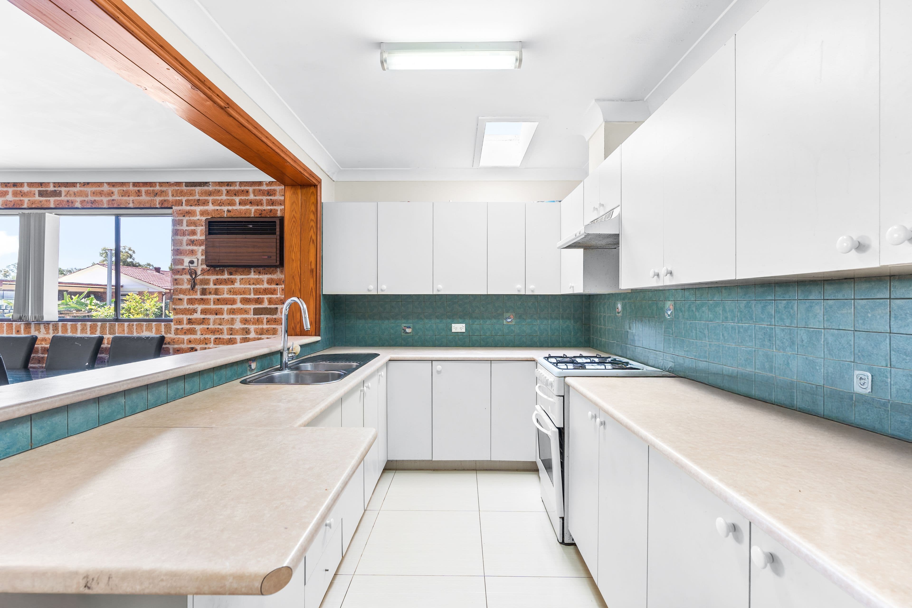 29 Hawthorn Street, St Johns Park NSW 2176, St Johns Park - Thumbnail 3