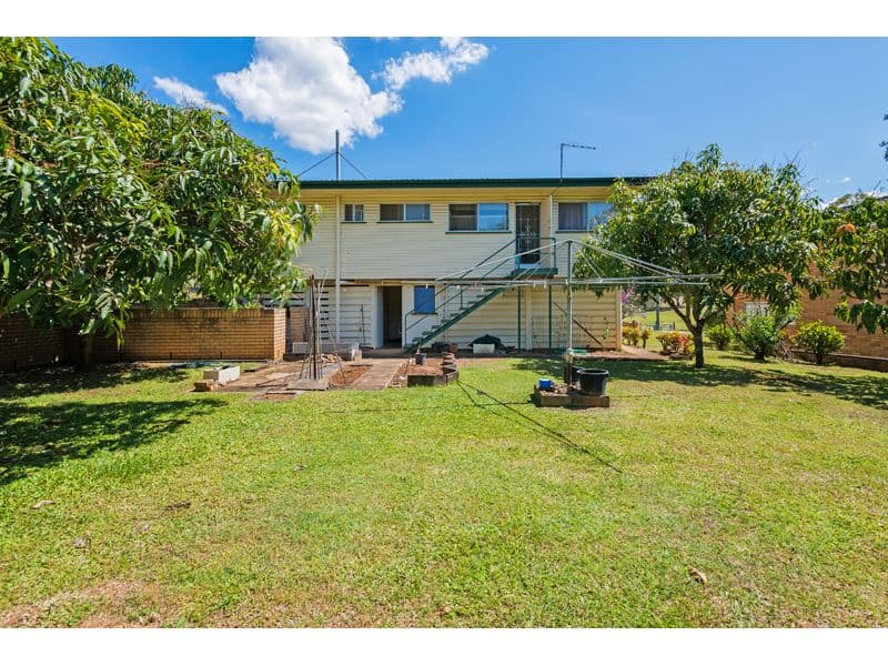 51 Lewana Street, Mansfield QLD 4122, Mansfield - Thumbnail 2