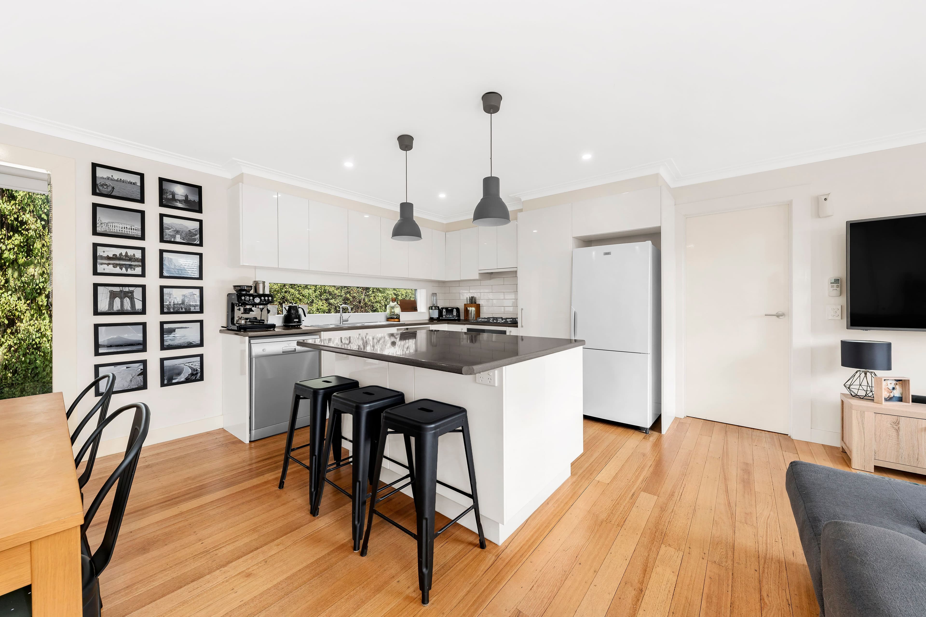 32 Helen Road, Ferntree Gully VIC 3156, Ferntree Gully - Thumbnail 3