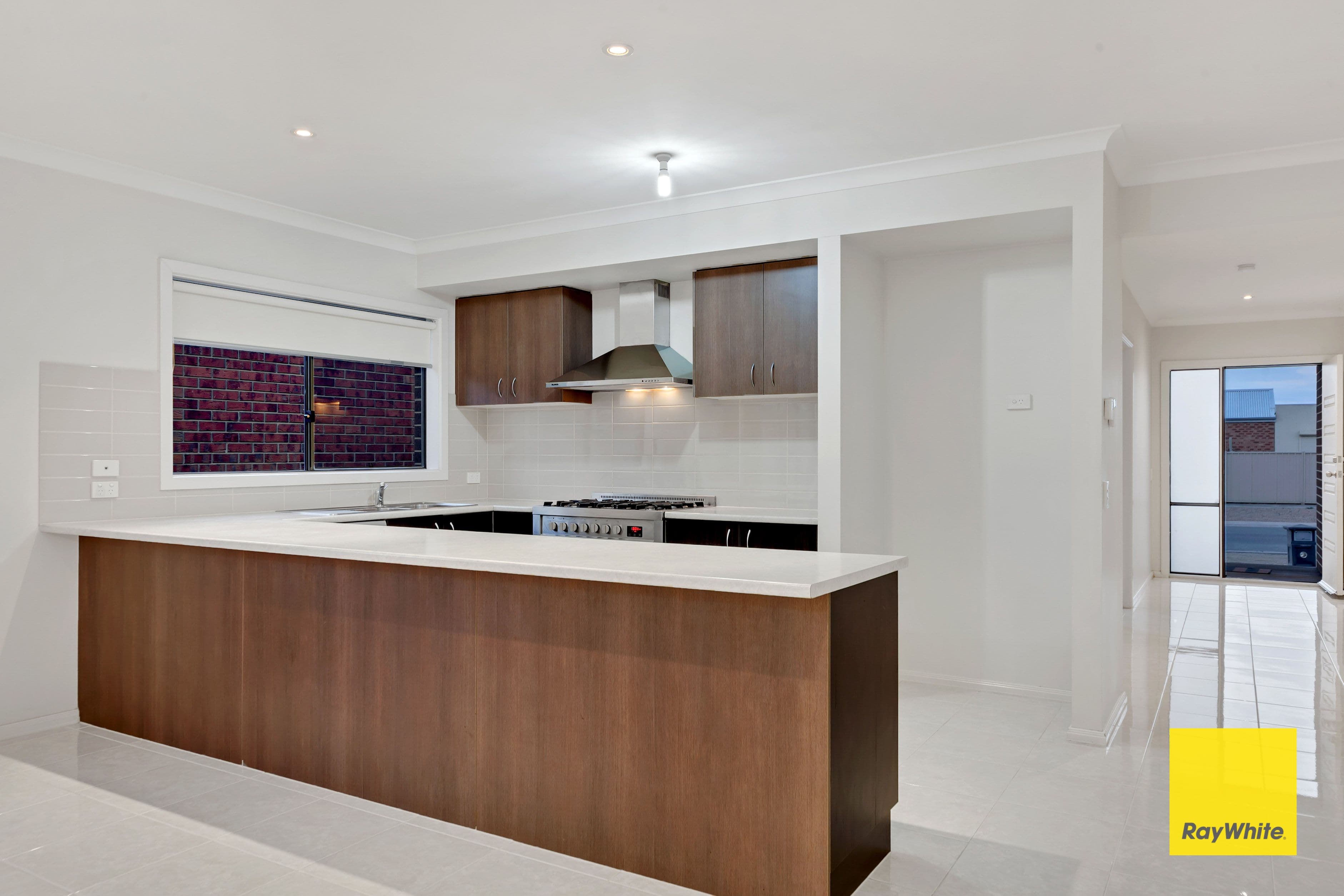 11 Cheviot Drive, Truganina VIC 3029, Truganina - Thumbnail 5