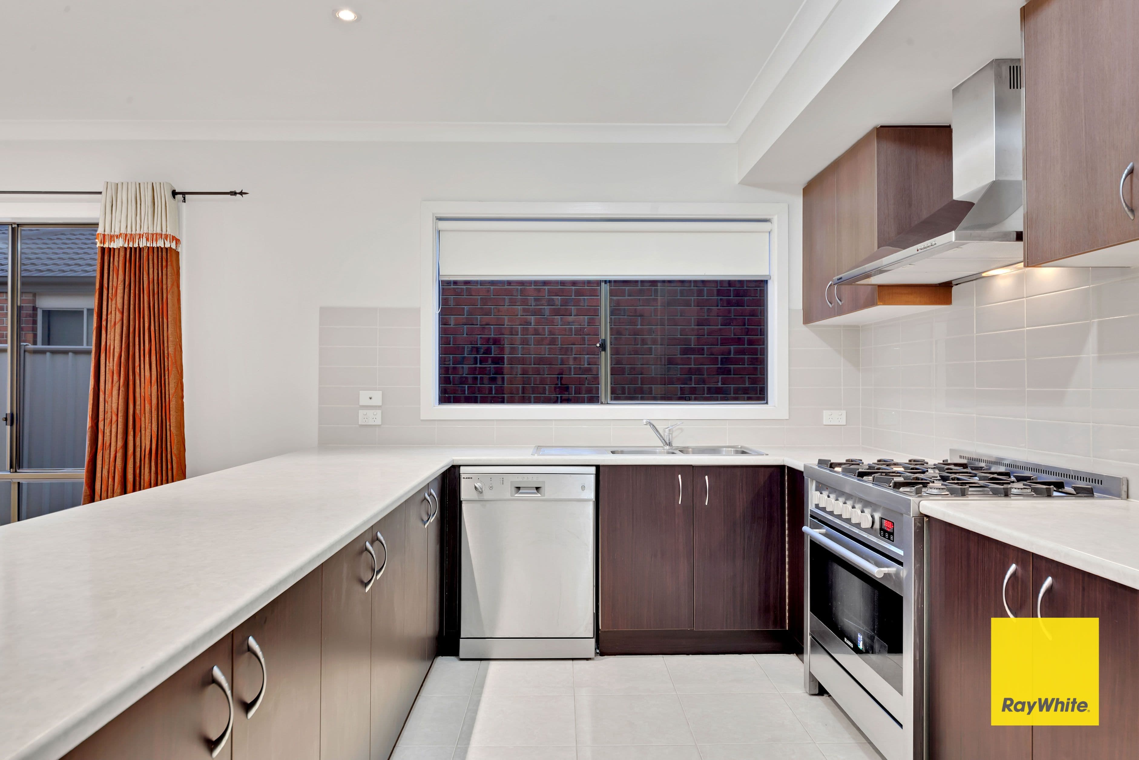11 Cheviot Drive, Truganina VIC 3029, Truganina - Thumbnail 7