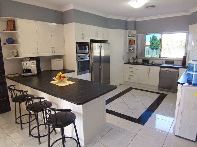 10 May Close, KURABY QLD 4112, Kuraby - Thumbnail 2