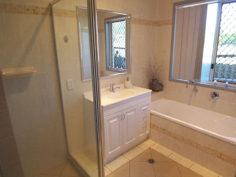 10 May Close, KURABY QLD 4112, Kuraby - Thumbnail 4