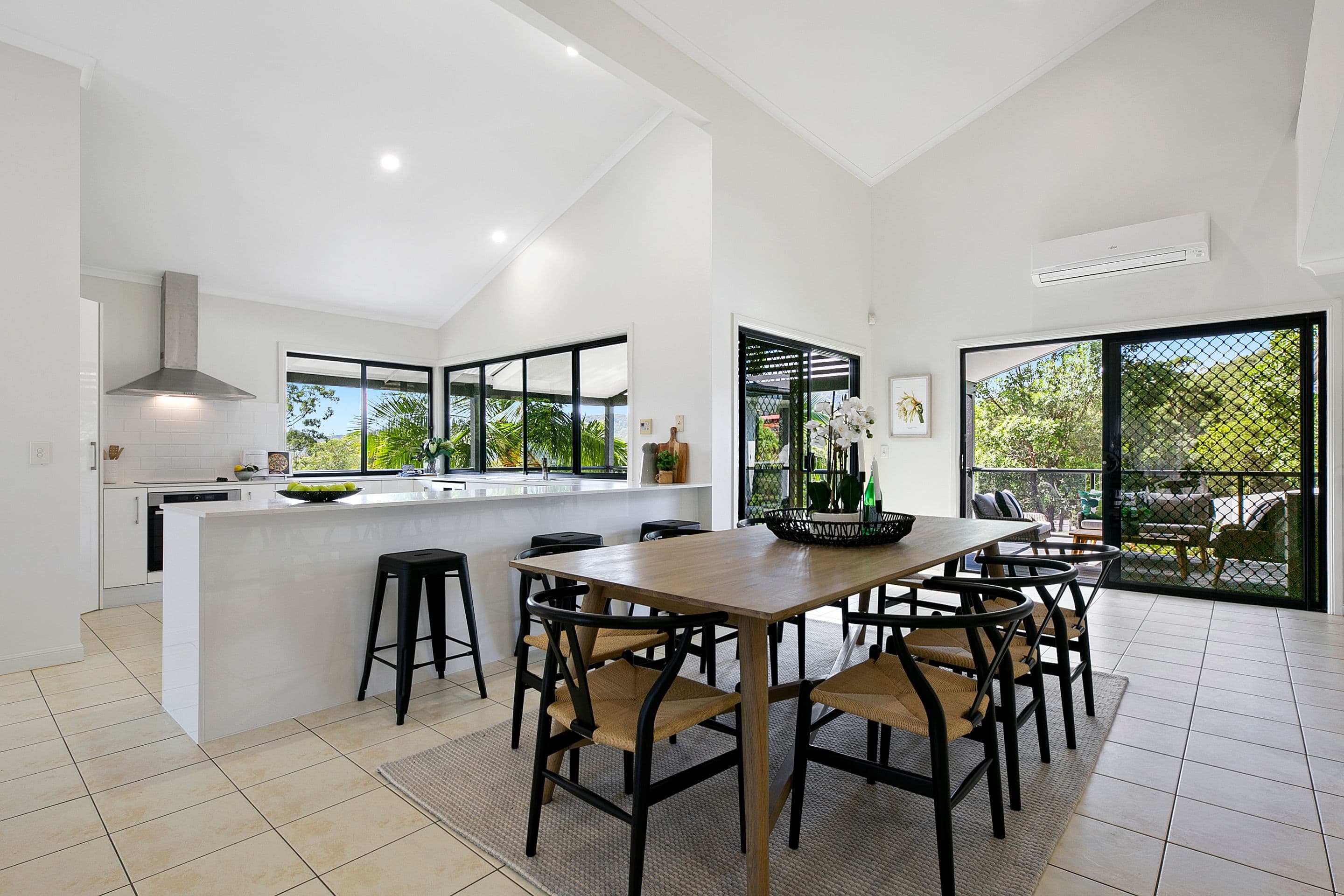 27 Ferny Ridge Court, Bonogin QLD 4213, Bonogin - Image 1