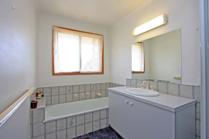 19 Larmer Street, HOWLONG NSW 2643, Howlong - Thumbnail 8