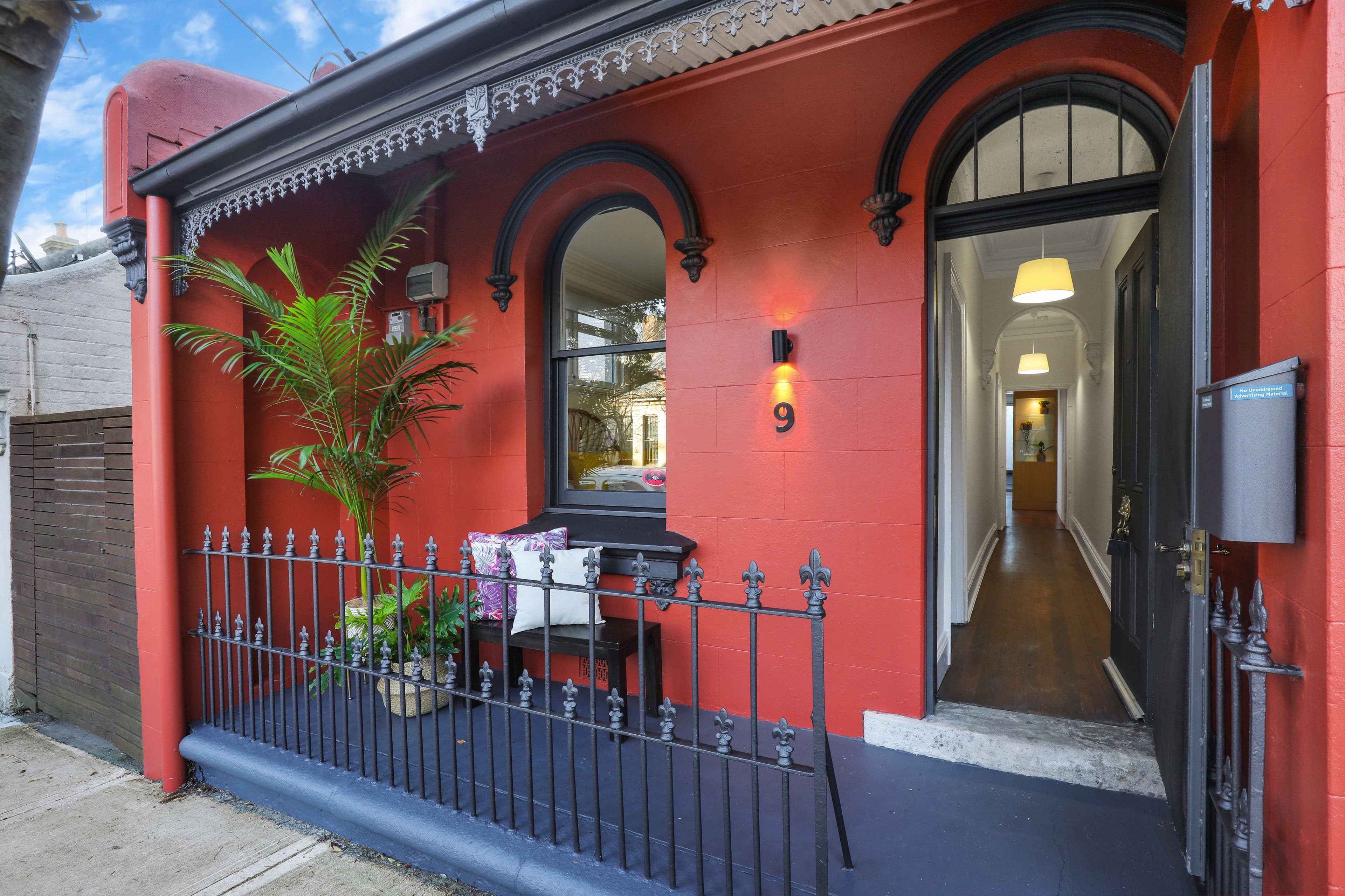 9 Fulham Street, Newtown - Thumbnail 2