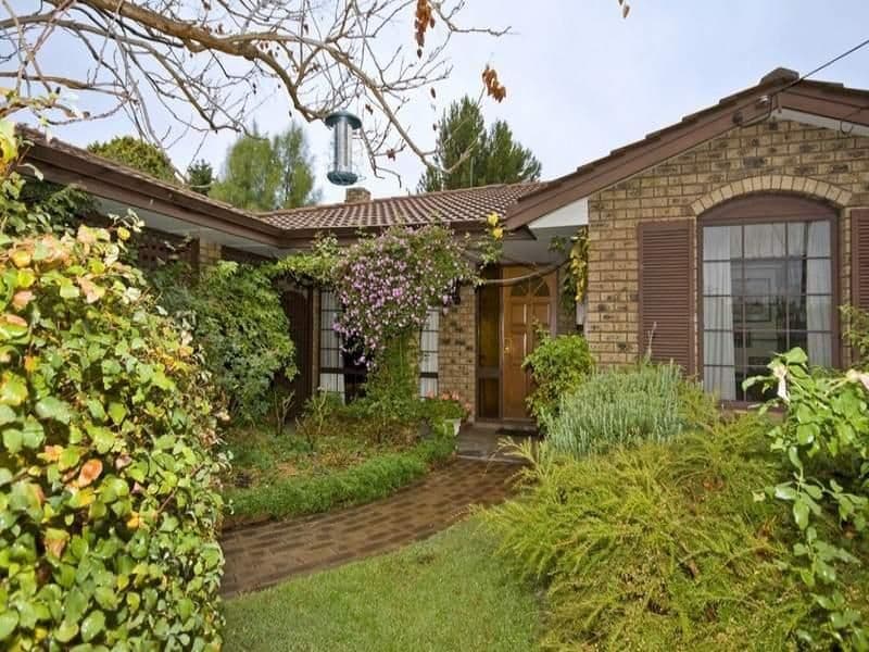 75 Snowball Road, KALAMUNDA WA 6076, Kalamunda - Image 1