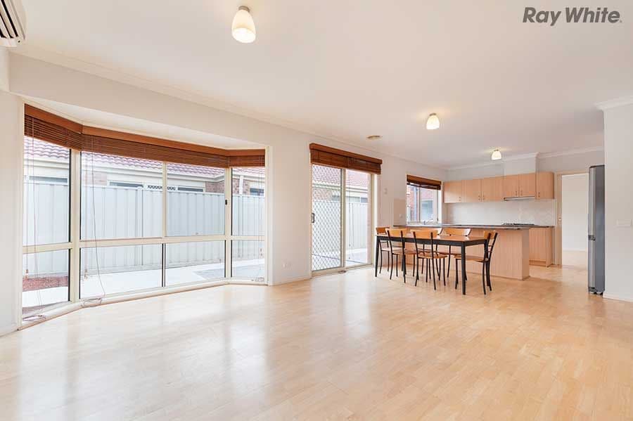 5 Ashby Lane, Caroline Springs VIC 3023, Caroline Springs - Thumbnail 4