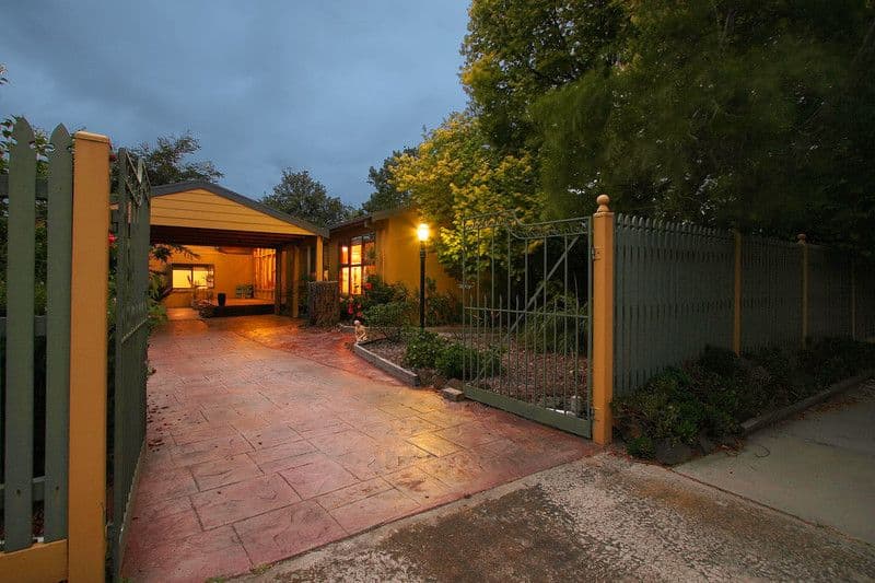 58  Rhoda Street, DINGLEY VILLAGE VIC 3172, Dingley Village - Thumbnail 2